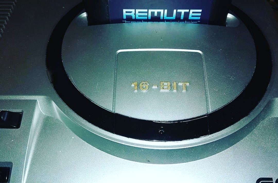 Cartridge pro Mega Drive se stala nosičem nového alba
