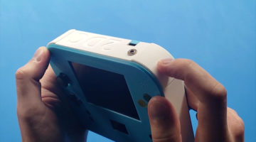 Zkušený modder si vytvořil handheld Segy Dreamcast