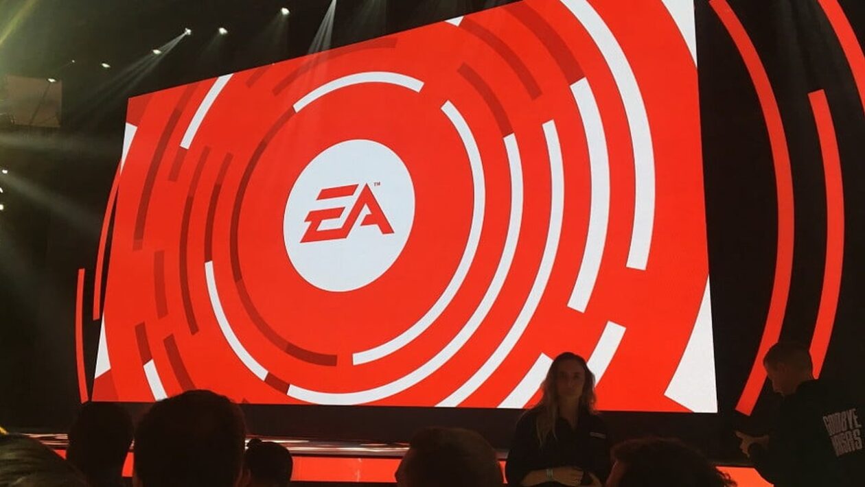 Český přenos EA Play Live 2020