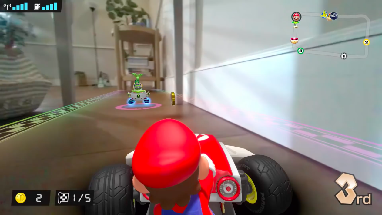 Mario Kart Live: Home Circuit, Nintendo, V Mario Kart Live budete se skutečným autíčkem jezdit u vás doma